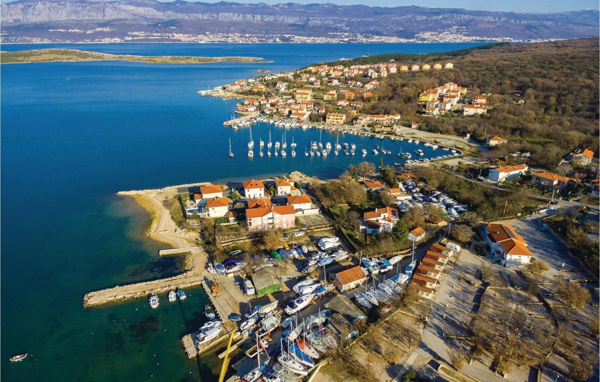 Gorgeous Apartment In Cizici With House Sea View Eksteriør billede