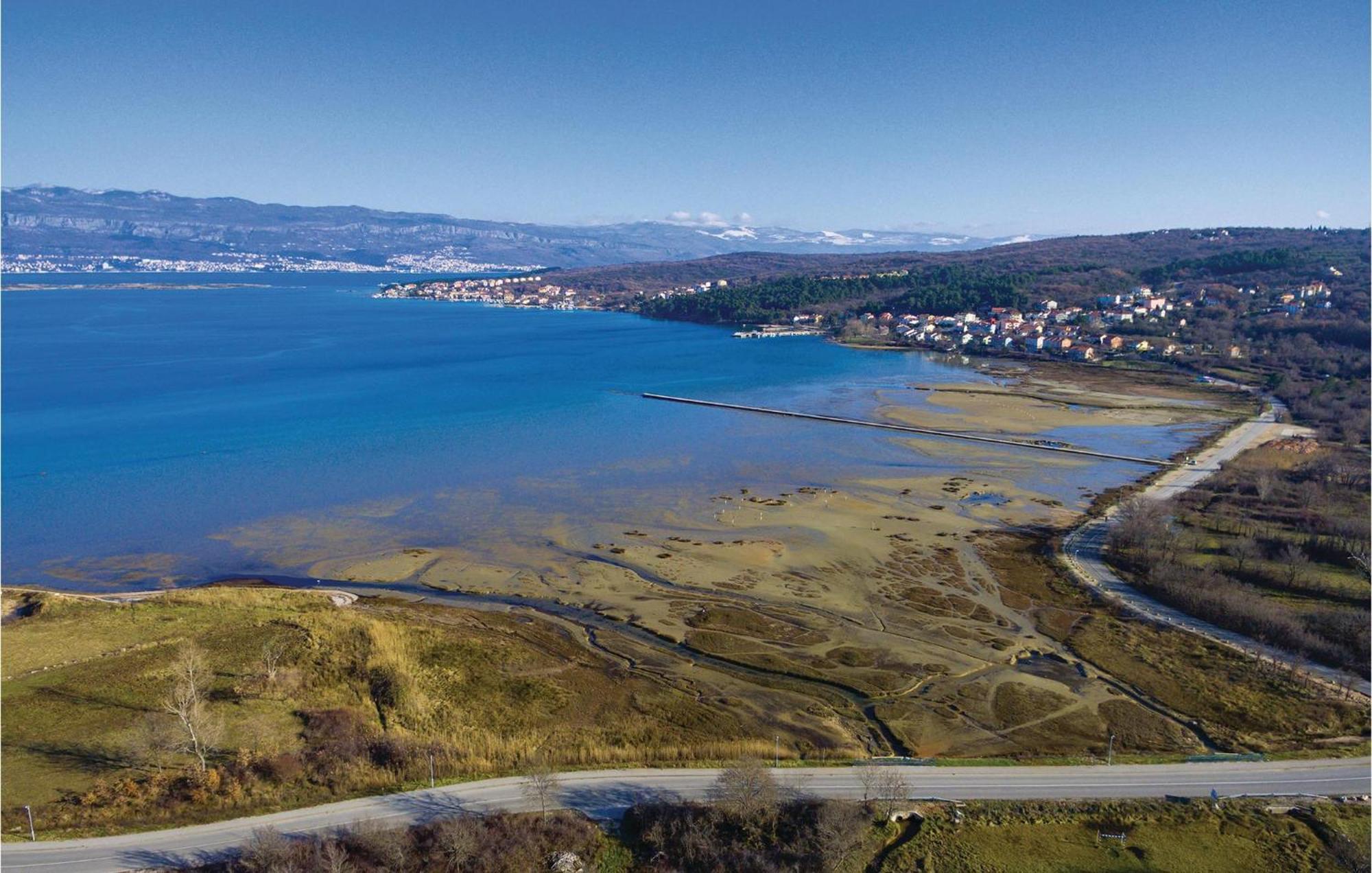 Gorgeous Apartment In Cizici With House Sea View Eksteriør billede