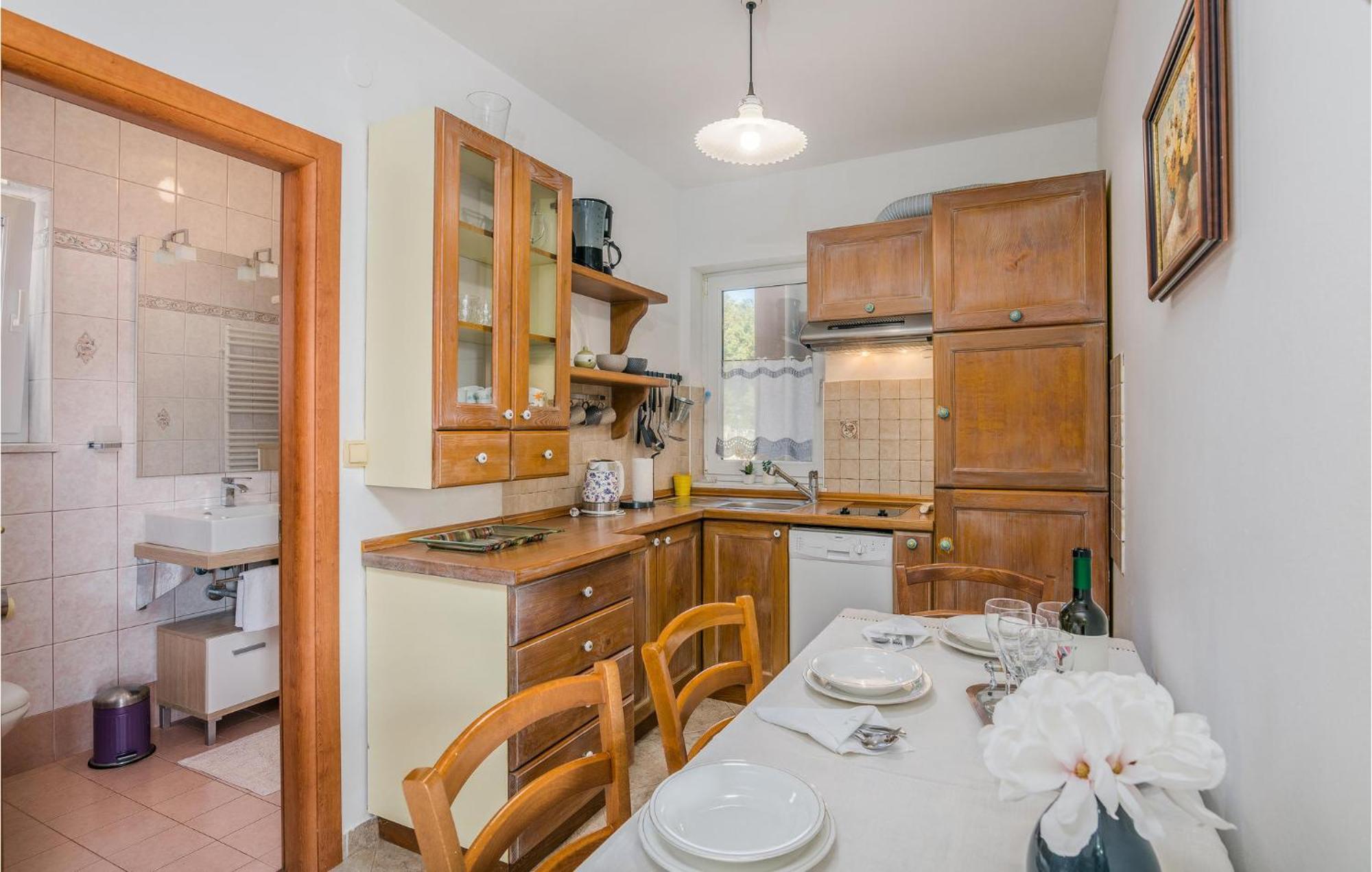 Gorgeous Apartment In Cizici With House Sea View Eksteriør billede