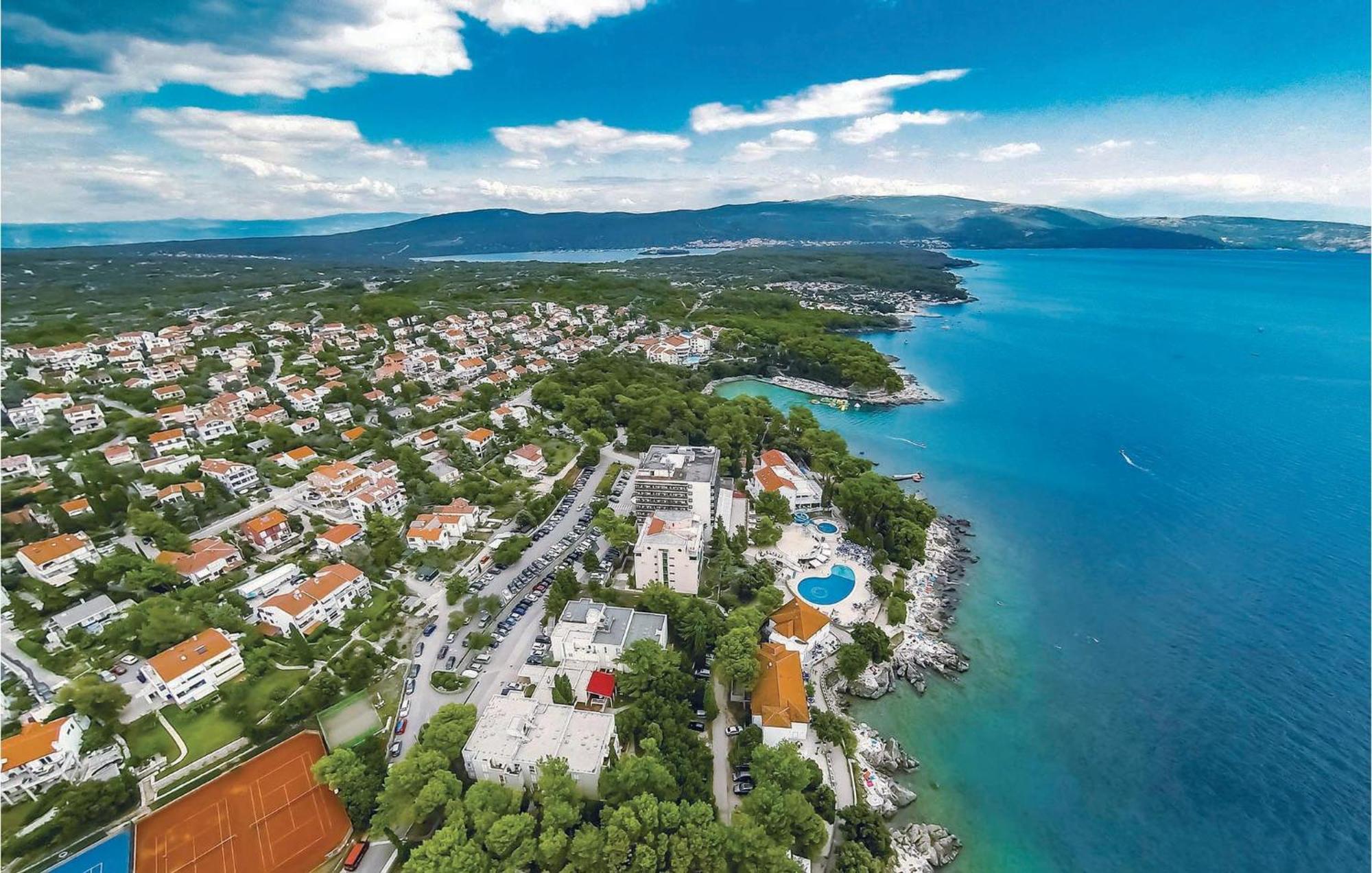 Gorgeous Apartment In Cizici With House Sea View Eksteriør billede